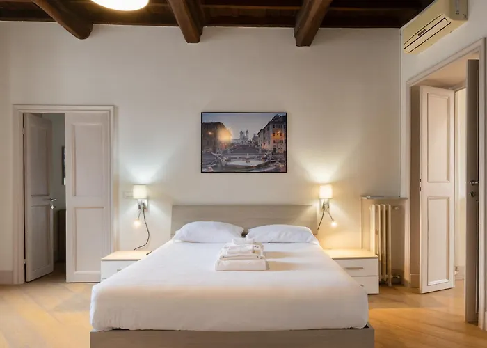 - Parione House